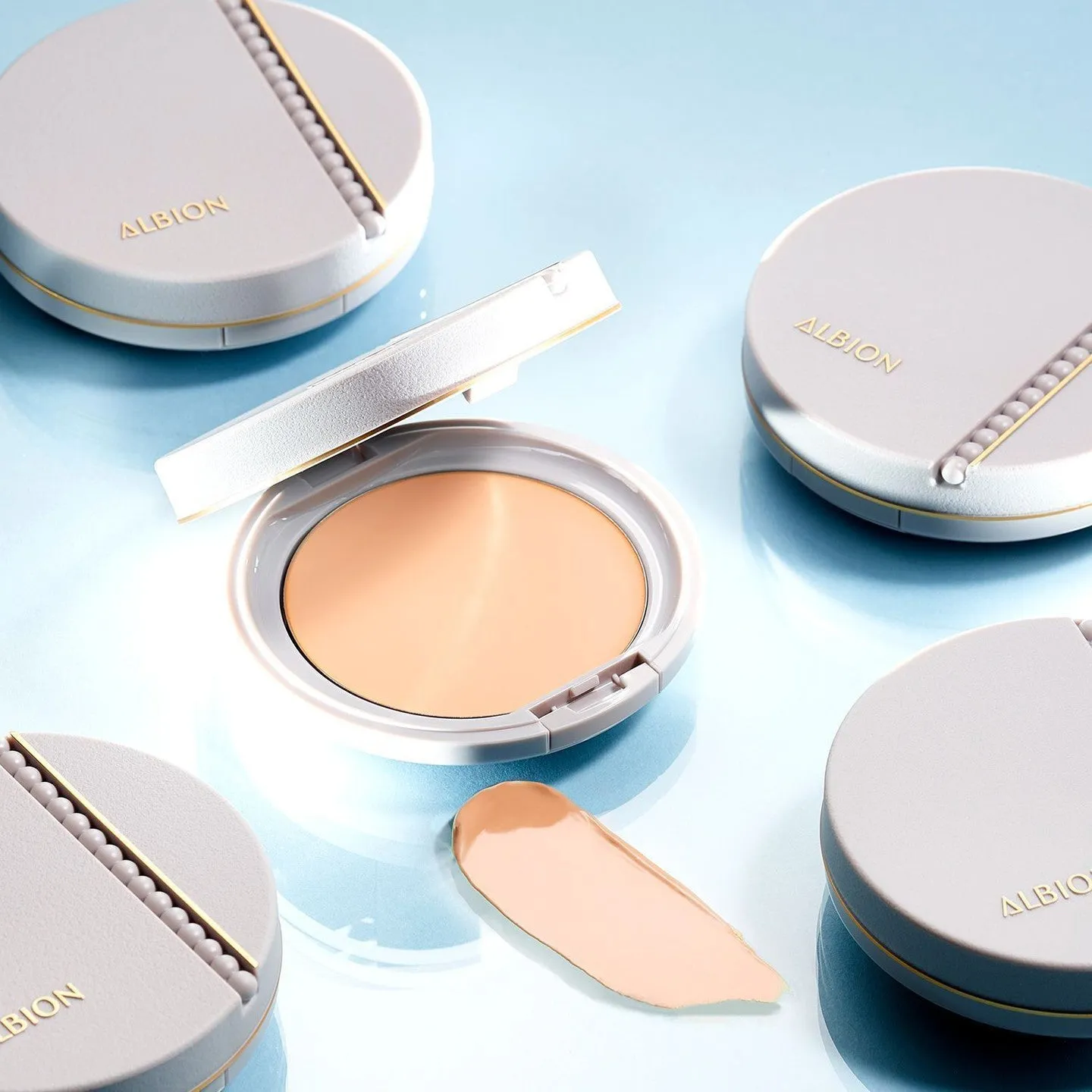 ALBION Studio Tough Wear Solid SPF50 