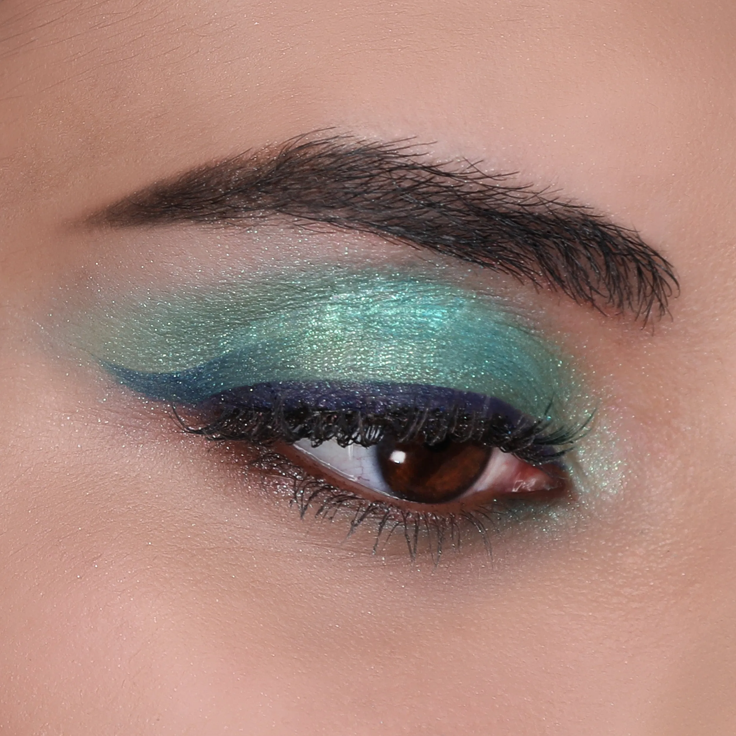 Chroma Light Shadow (009, Blossom Skies)