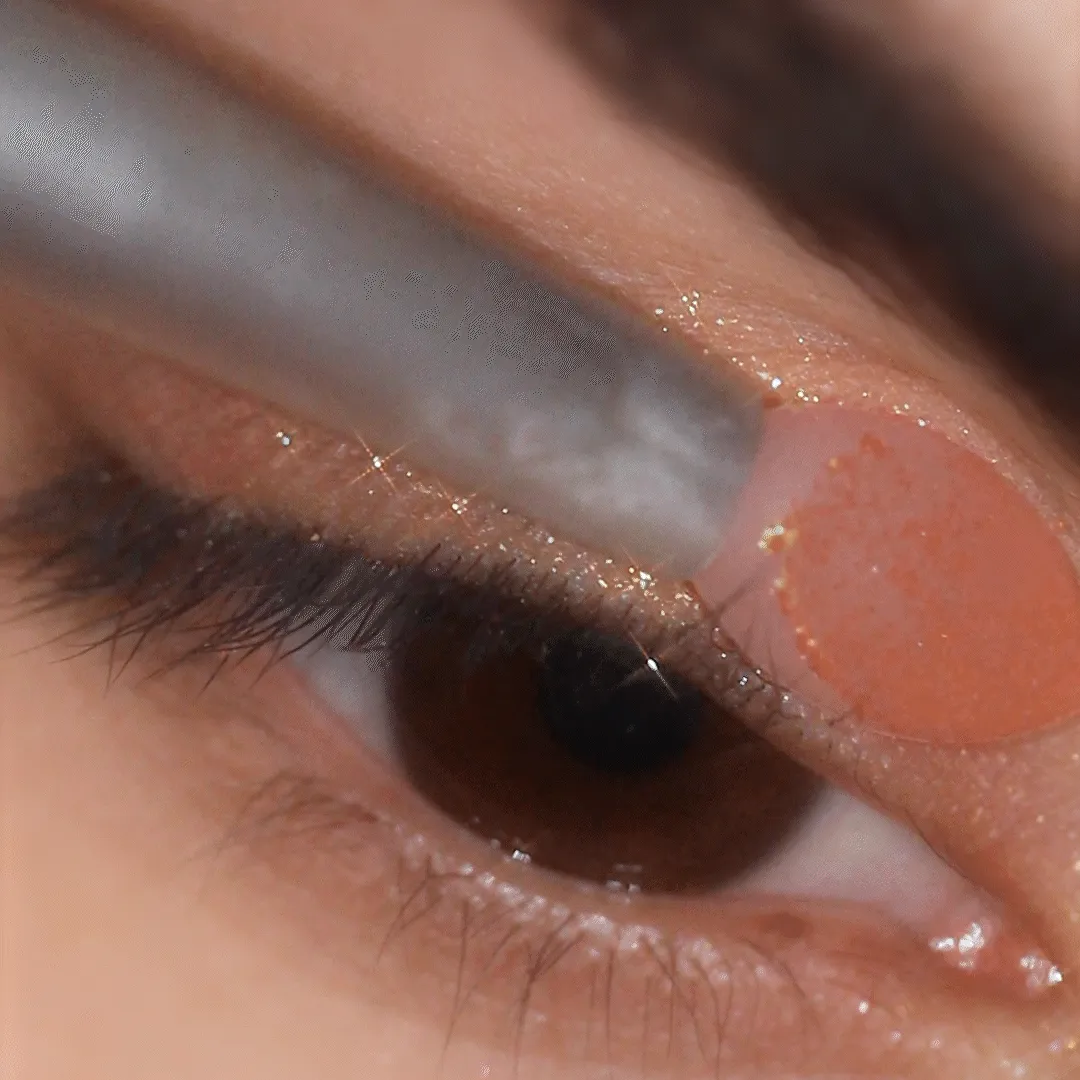Chroma Light Shadow (011, Golden Topaz)