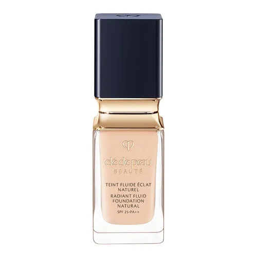 Cl??| de Peau Beaut??| Radiant Fluid Foundation Natural