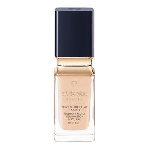 Cl??| de Peau Beaut??| Radiant Fluid Foundation Natural