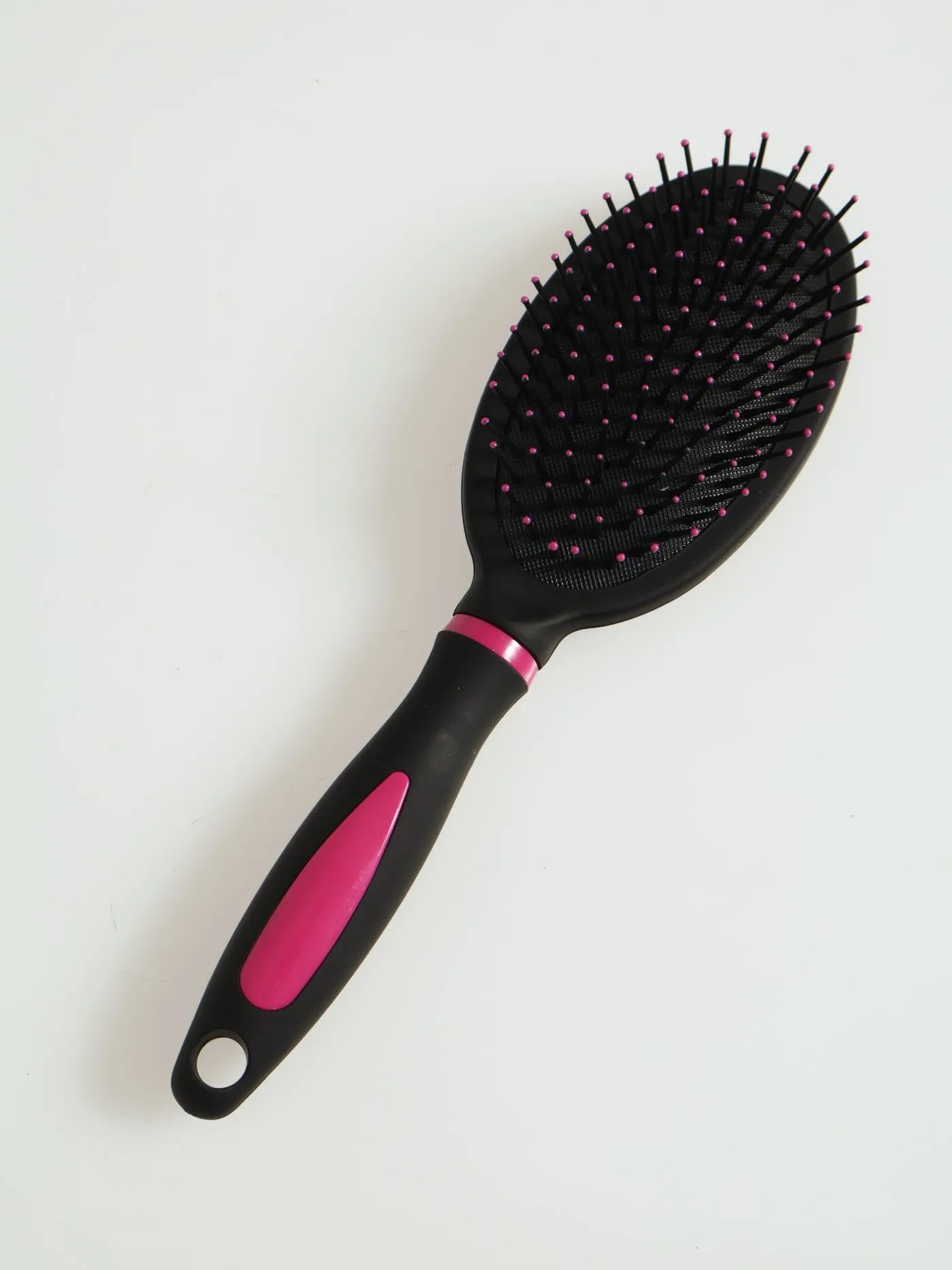 Core Cushion Brush