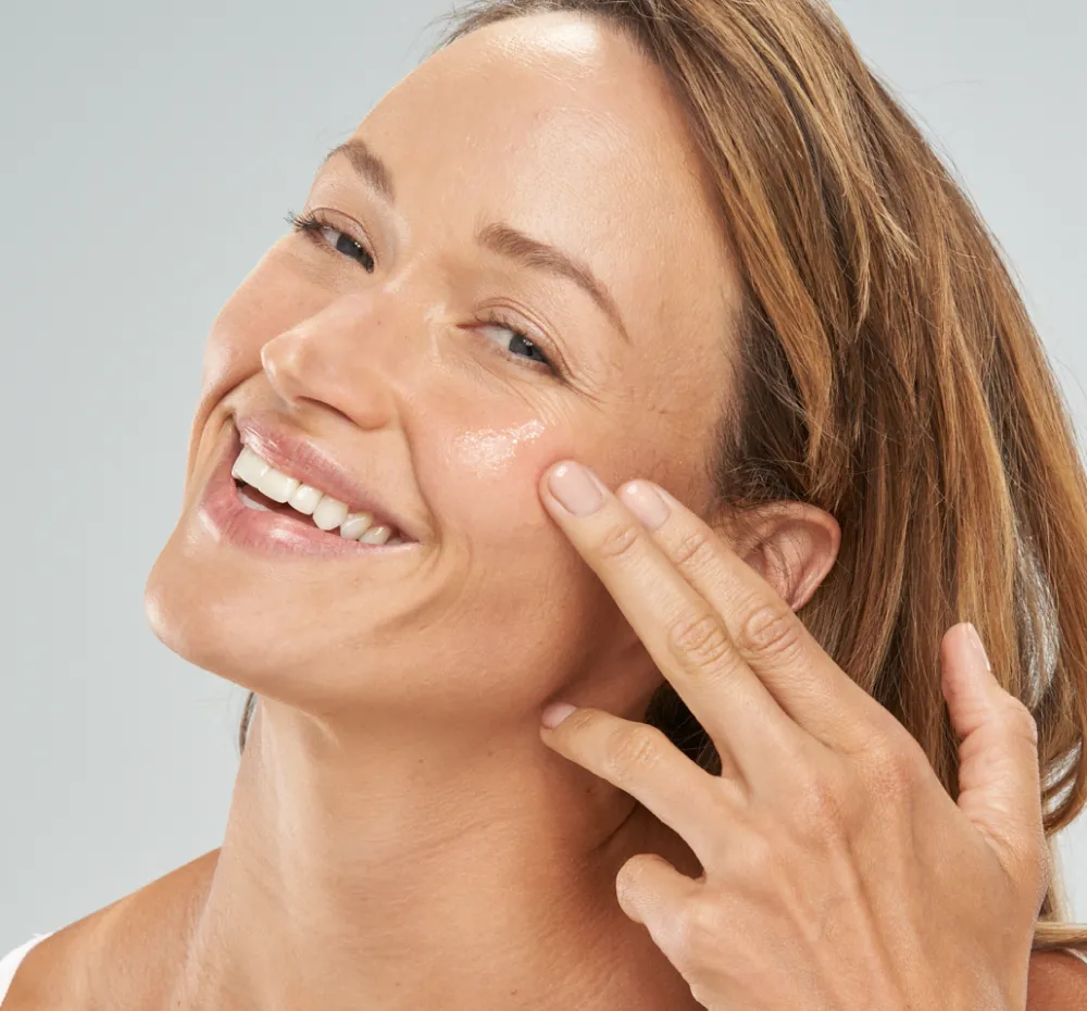 Flat Out Firm? Hyaluronic Acid Peptide Firming Serum | Farmhouse Fresh