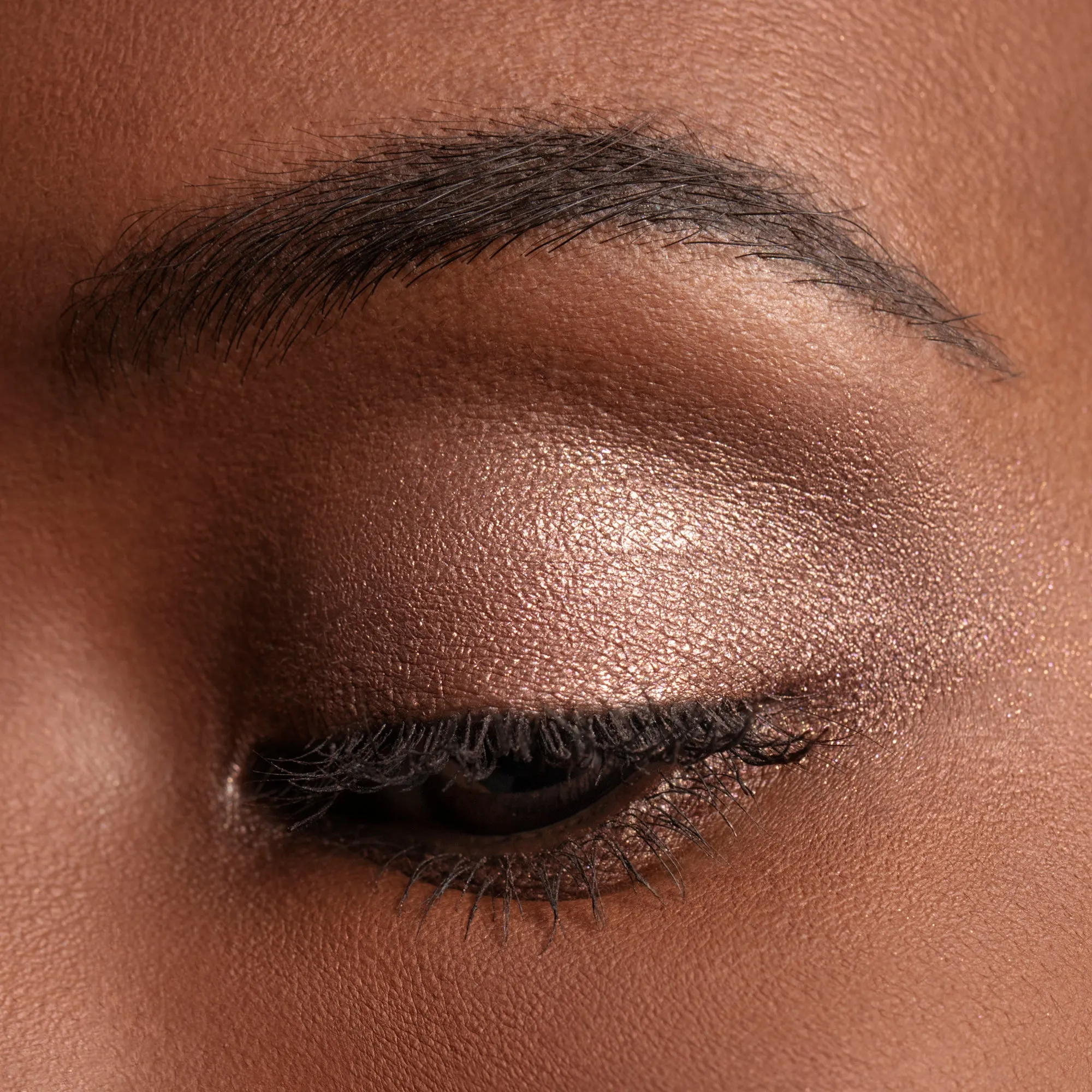 Luminescent Eye Shades