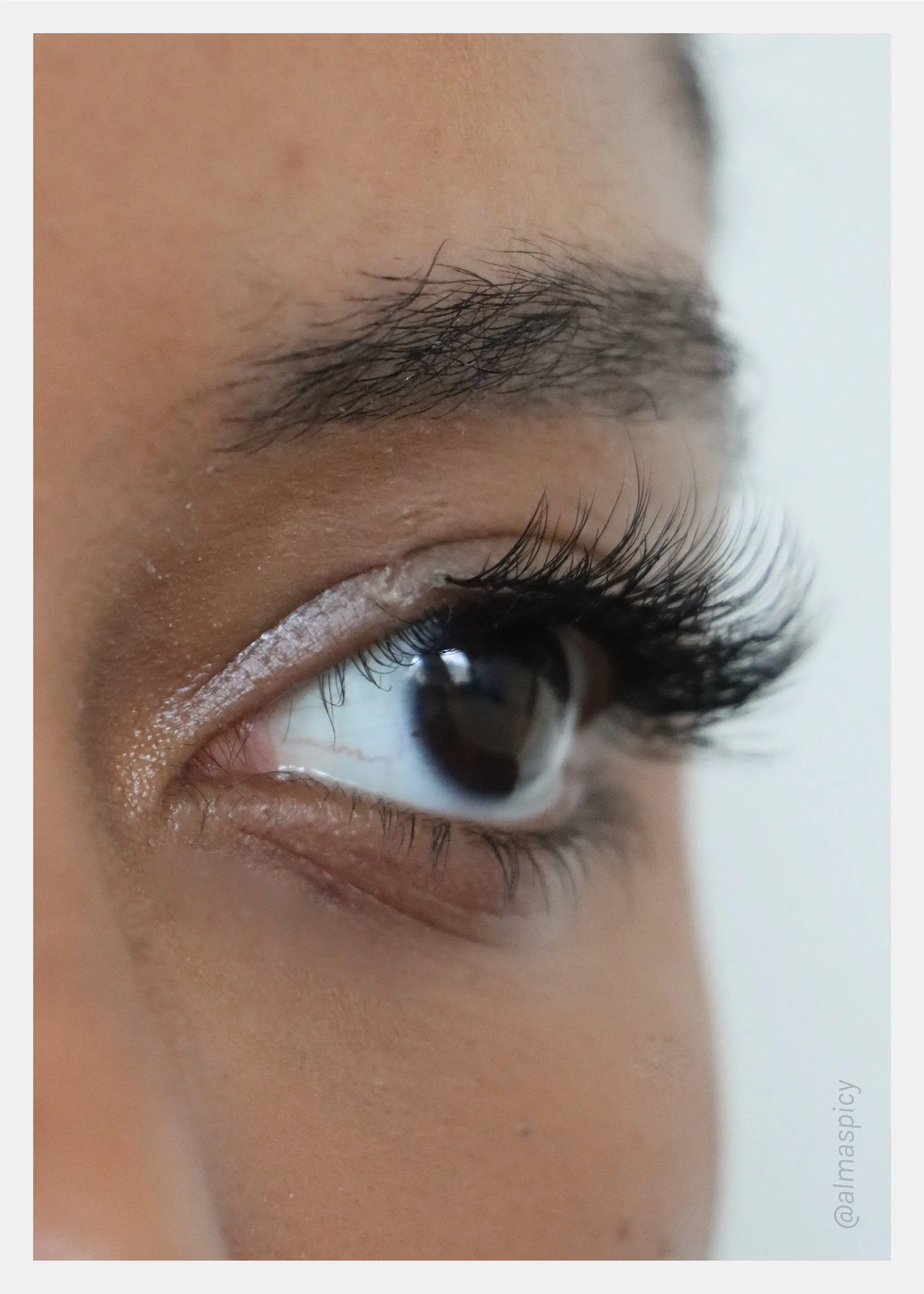 Magical Girl Light Eyelashes C Kirara